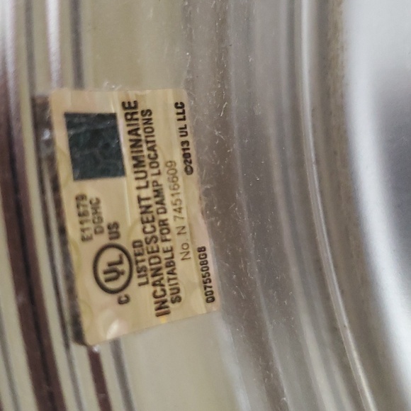 FLUSH MOUNT LIGHT FIXTURE - Picture 5 of 5